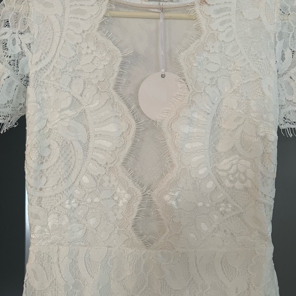 VICI storia white lace dress never worn (still has tags) - Picture 2 of 3